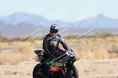 media/Dec-06-2025-CVMA (Sat) [[4a896cc04c]]/Race 8- Formula 40 MW and LW/